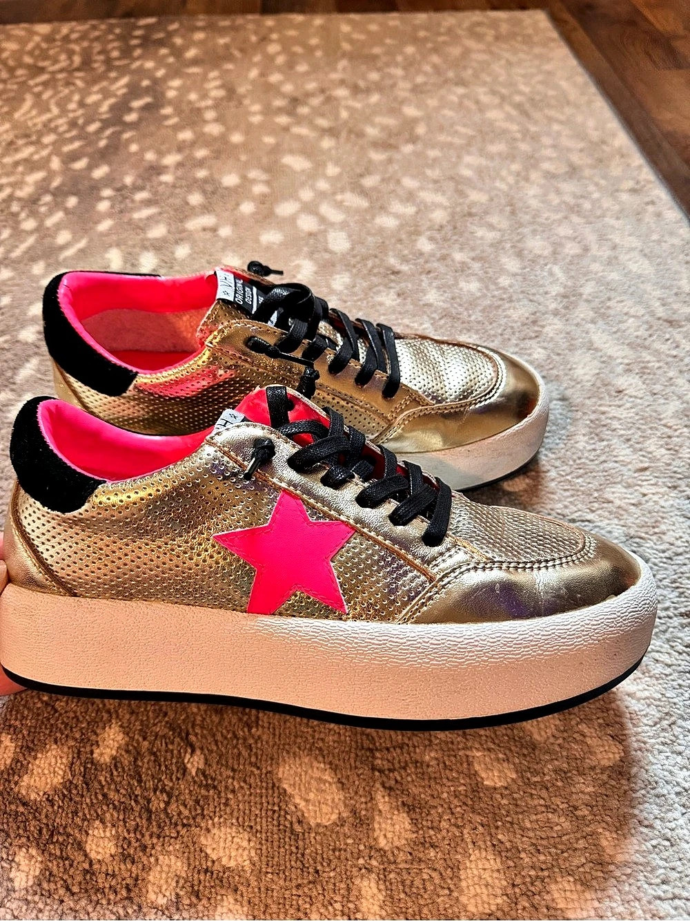 Vintage Havana Women's Gold & Pink Platform Sneakers